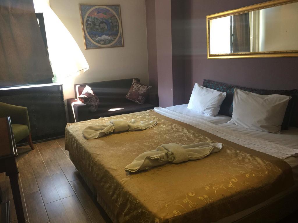 Esra Sultan Petrol Hotel Istanbul Ruang foto
