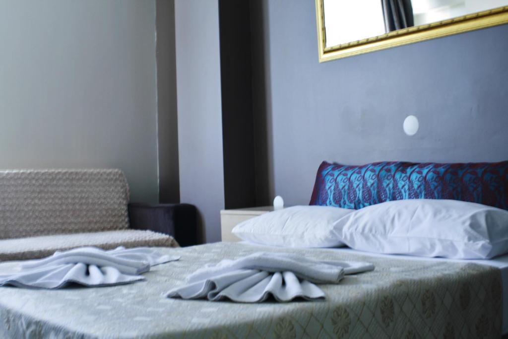 Esra Sultan Petrol Hotel Istanbul Bagian luar foto