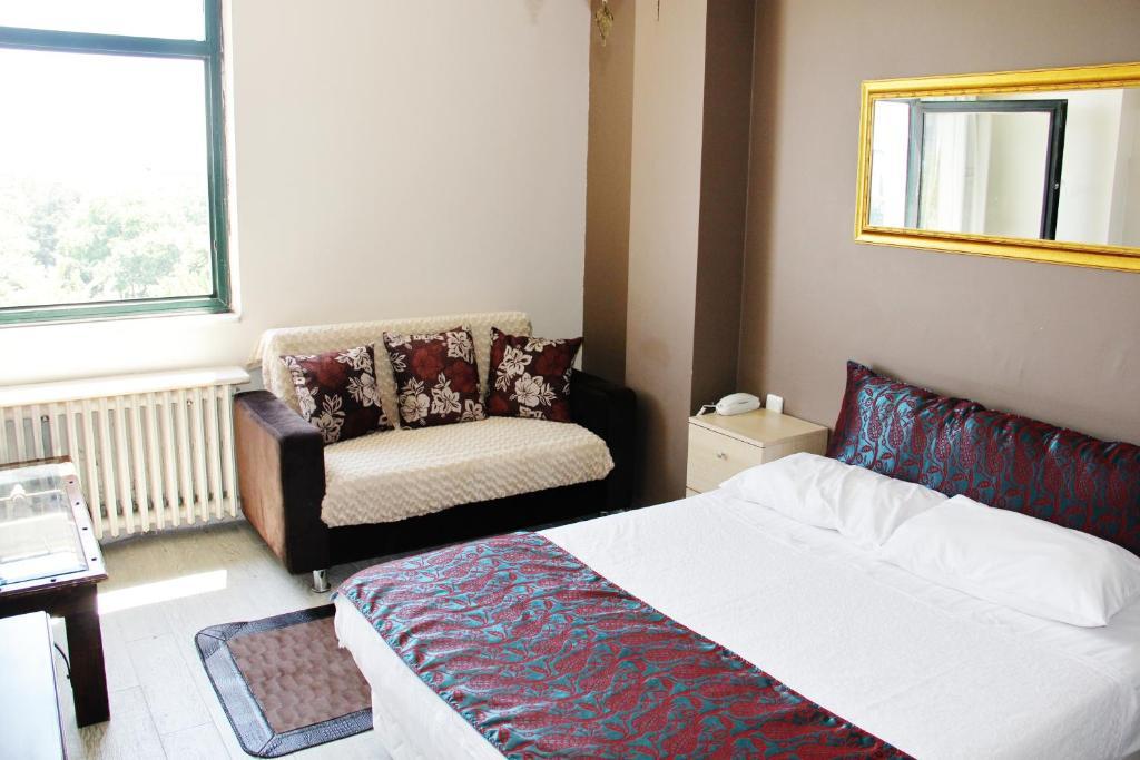 Esra Sultan Petrol Hotel Istanbul Ruang foto