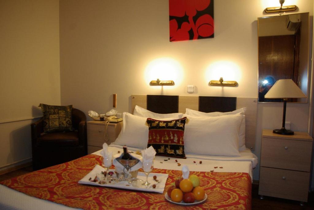 Esra Sultan Petrol Hotel Istanbul Bagian luar foto