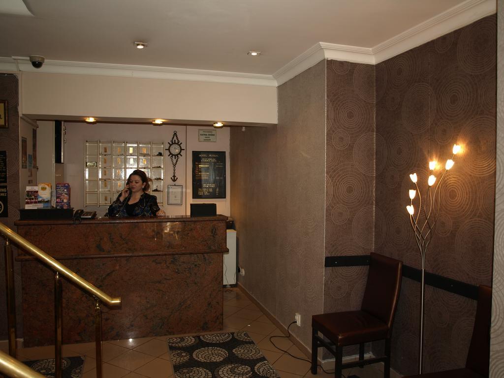 Esra Sultan Petrol Hotel Istanbul Bagian luar foto